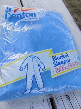 VINTAGE DR DENTON BLANKET SLEEPER PJ NEW OLD STOCK XLG